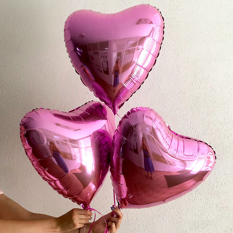 Розовые шарики сердечки фото