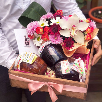 Gift Box with Jam