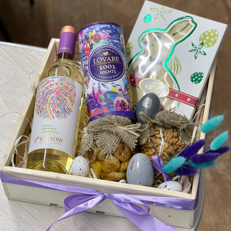 Gift Box "Easter Traditions"