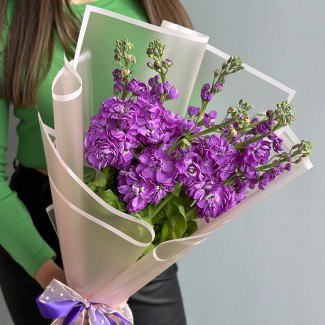 Bouquet "Purple Mattioli"
