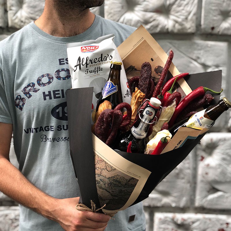 robot goodbye Diplomat Cumpără cadou delicios pentru bărbat cu livrare în Chișinău, Moldova